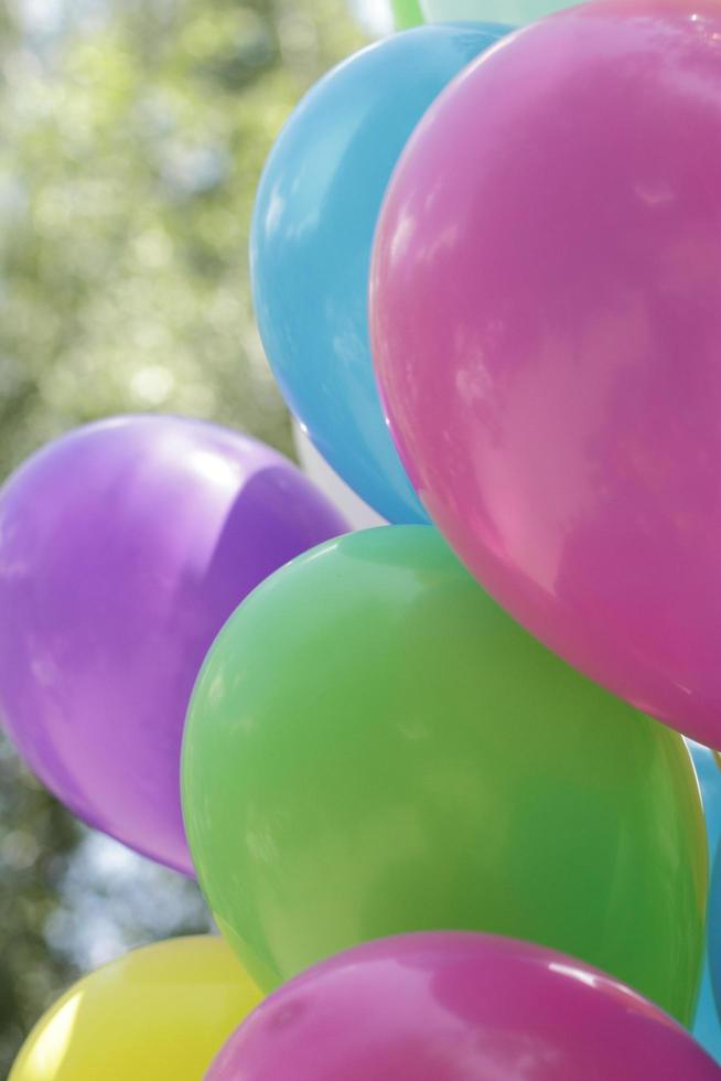 kleurrijke luchtballonnen foto