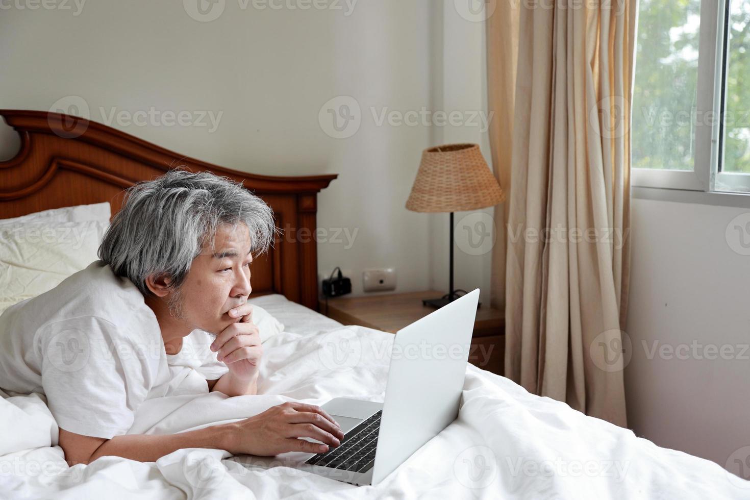 ontspannen in de slaapkamer foto