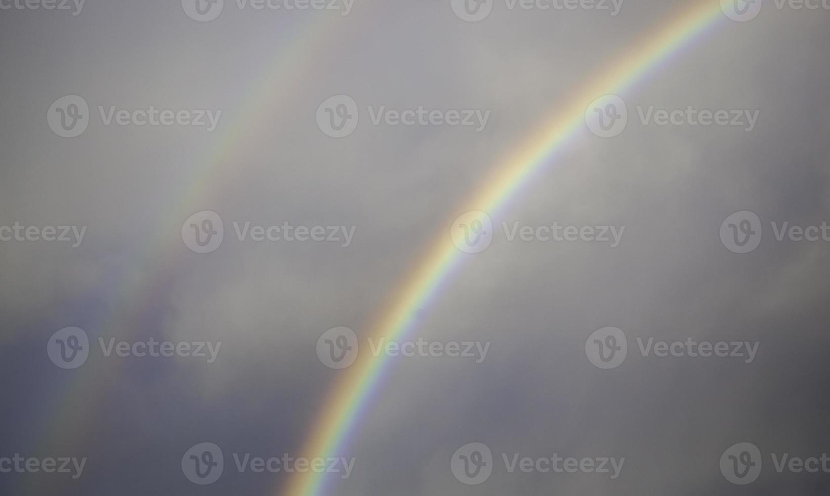 regenboog in de lucht foto