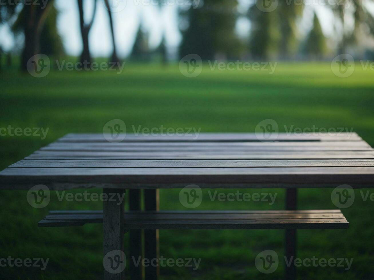 houten tafel en vervagen tropisch groen gras achtergrond, Product Scherm montage. hoog kwaliteit foto 8k fhd ai gegenereerd