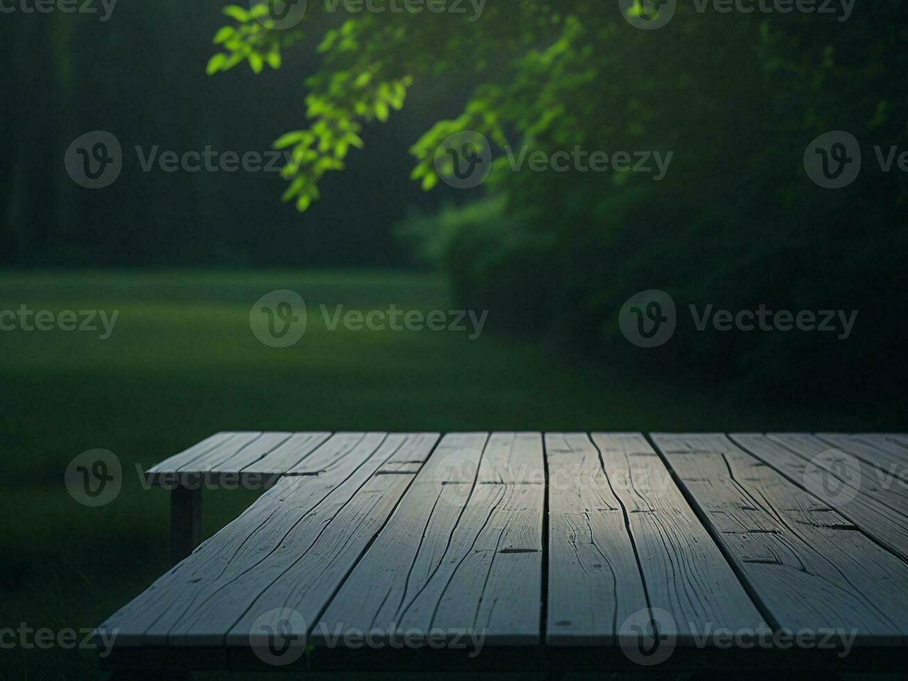 houten tafel en vervagen tropisch groen gras achtergrond, Product Scherm montage. hoog kwaliteit foto 8k fhd ai gegenereerd