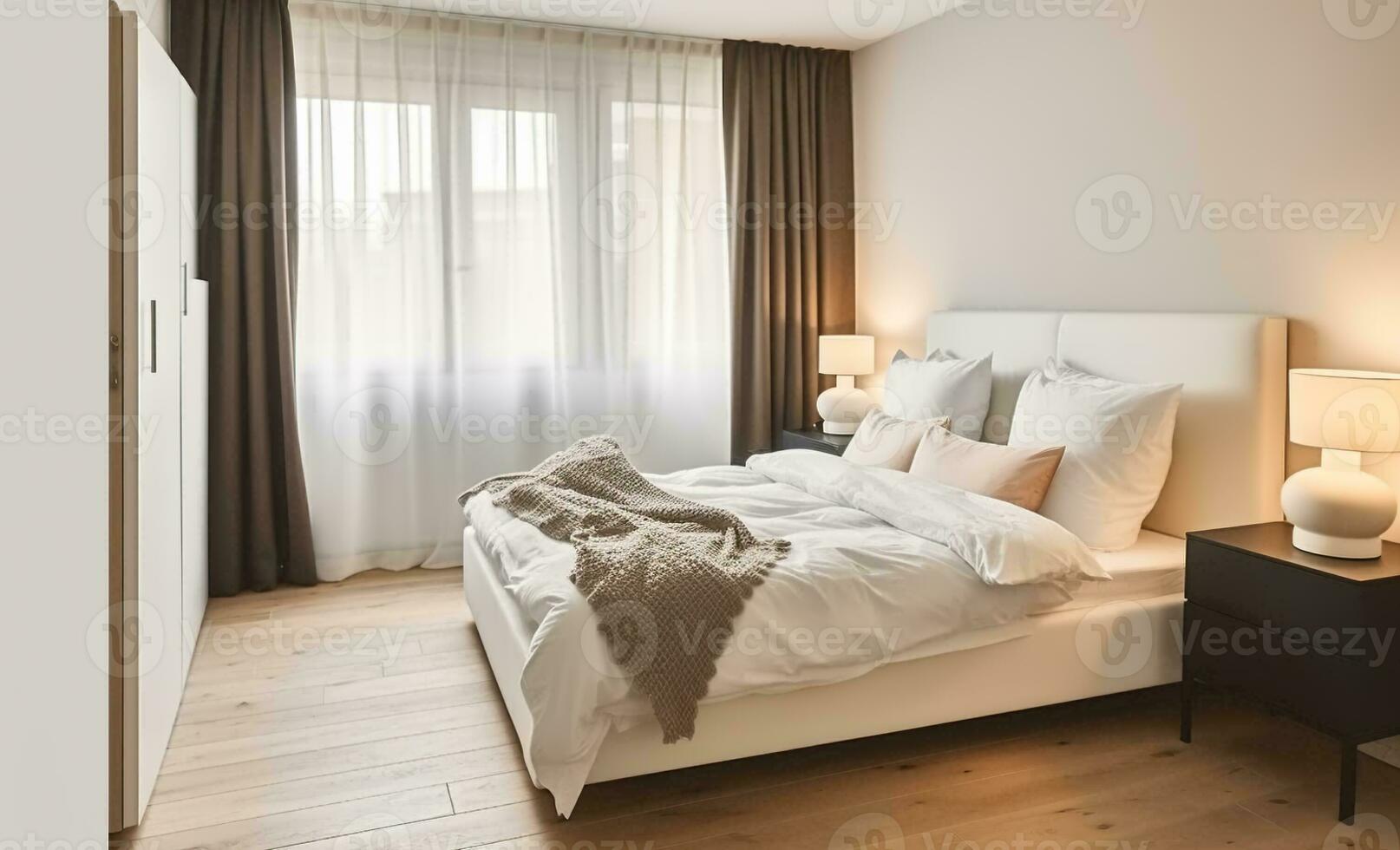 interieur van licht modern slaapkamer met zacht wit bed met kussens en deken met lamp in de buurt venster met gordijnen, generatief ai foto
