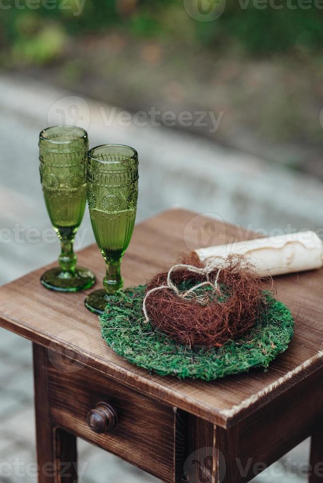 huwelijksglazen voor wijn en champagne foto