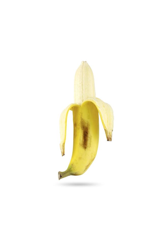 gele kleur banaan geïsoleerd op witte achtergrond foto