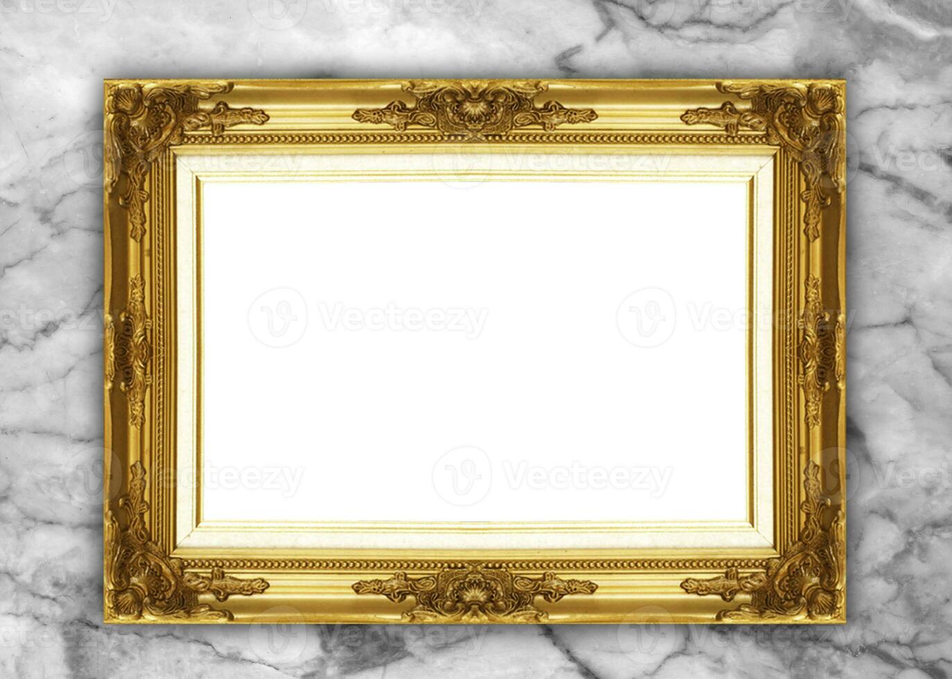 gouden afbeelding kader geïsoleerd Aan marmeren achtergrond foto
