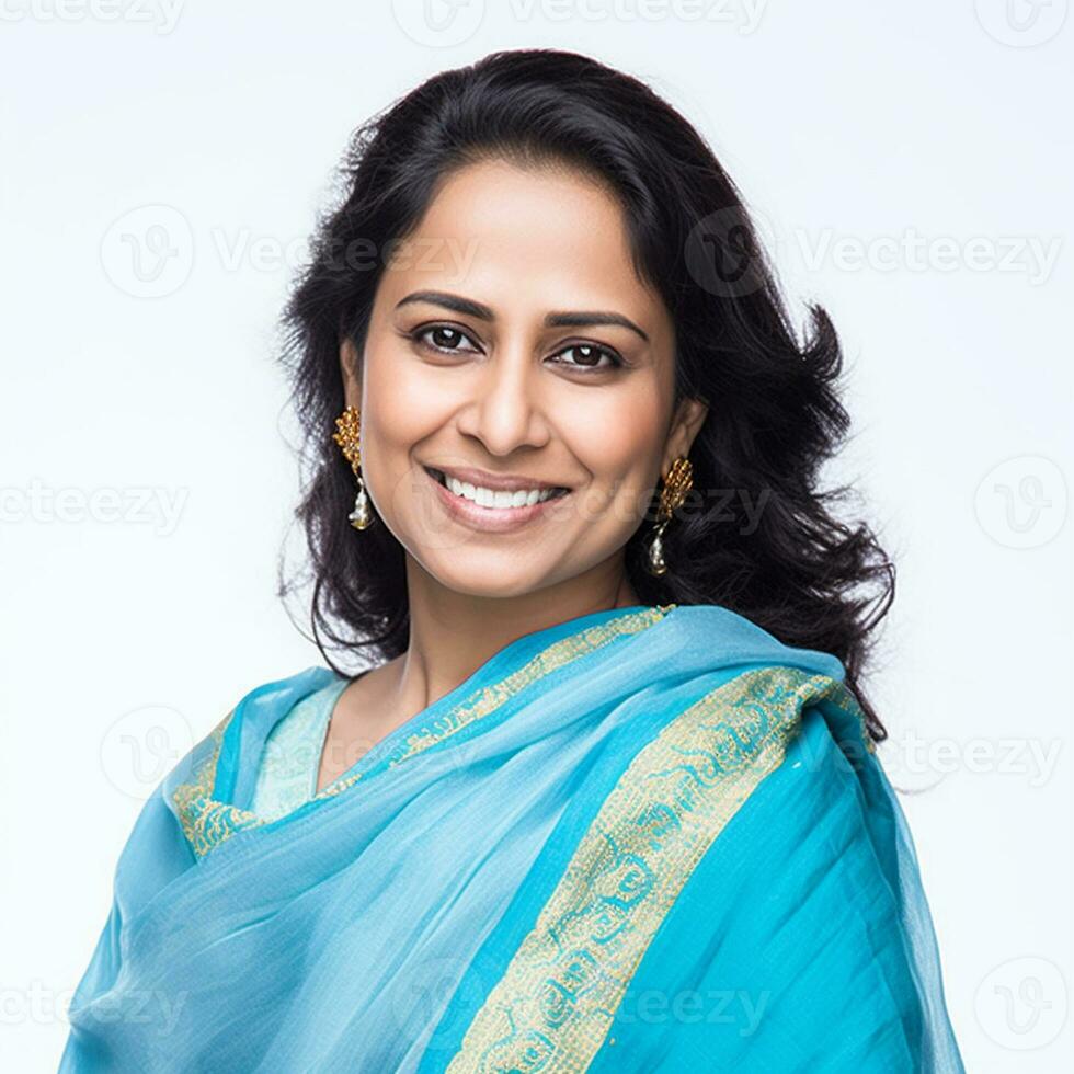 een Indisch vrouw in lucht blauw pak glimlachen foto schieten Aan wit achtergrond generatief ai