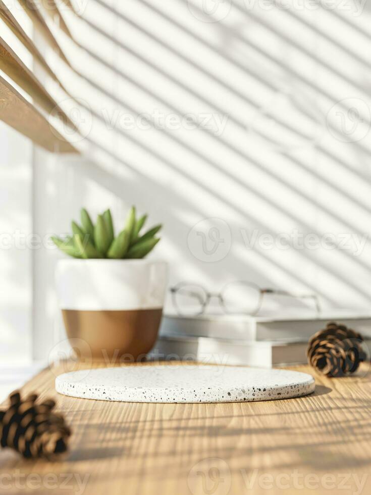 3d Scherm podium Aan houten tafel met sappig pot, boeken en dennenappels tegen wit muur. 3d renderen van Product presentatie. 3d illustratie. foto
