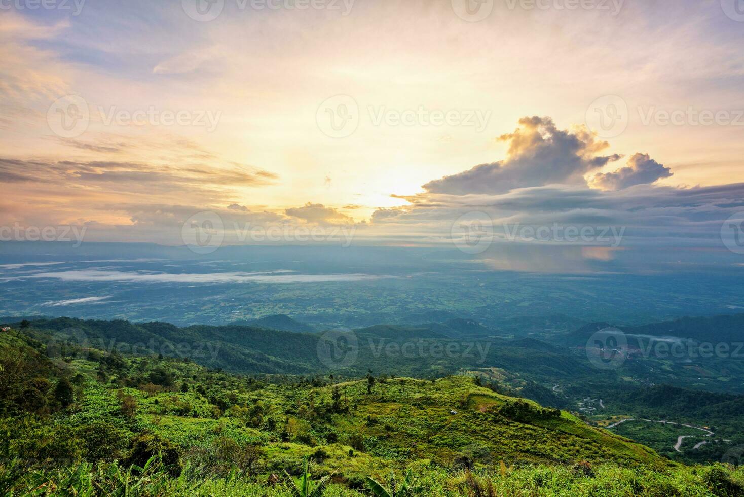 phu thap berk Bij zonsopkomst foto