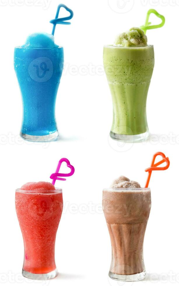 multi sap fruit smoothie in een glas foto