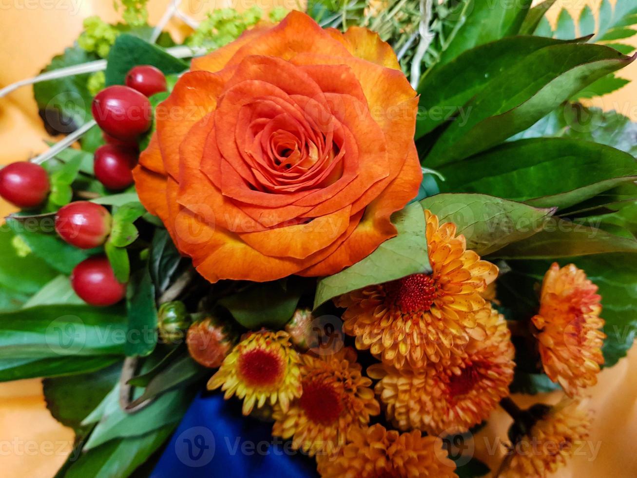 bruidsboeket met verschillende bloemen foto