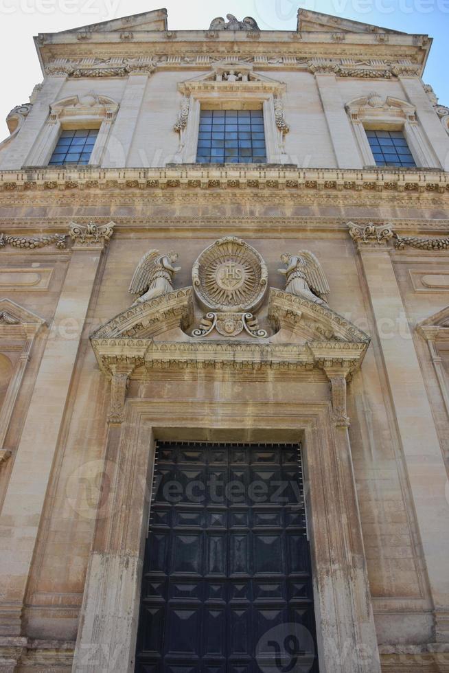 italië, lecce, stad met barokke architectuur en kerken en archeologische overblijfselen. foto