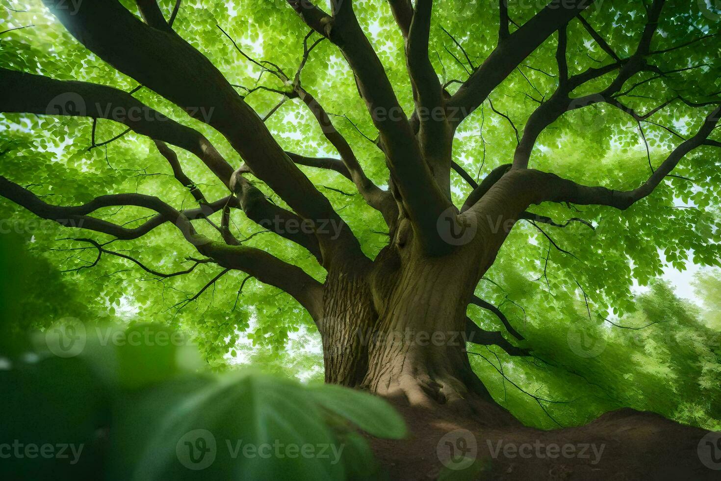 een groot boom in de midden- van een groen Woud. ai-gegenereerd foto