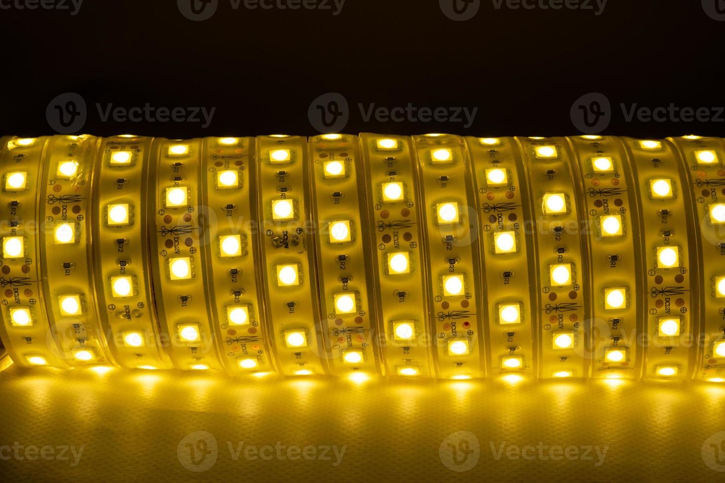 spoel van ledstrip warm licht voor huisverlichting foto