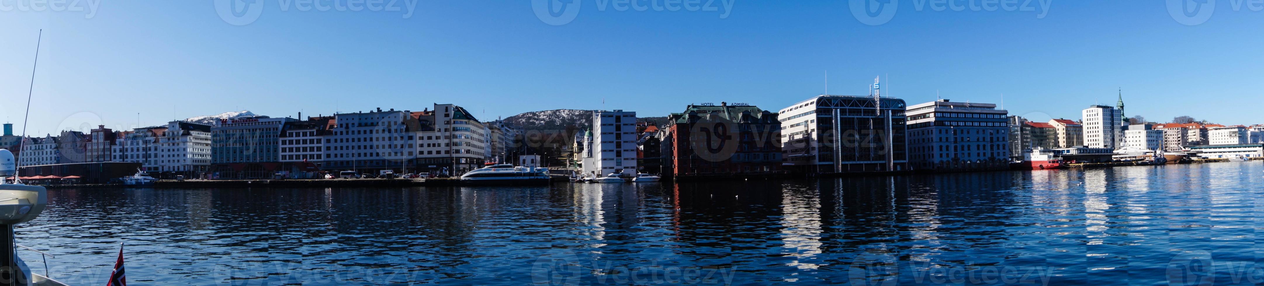 bergen vanuit het perspectief van mount floyen foto