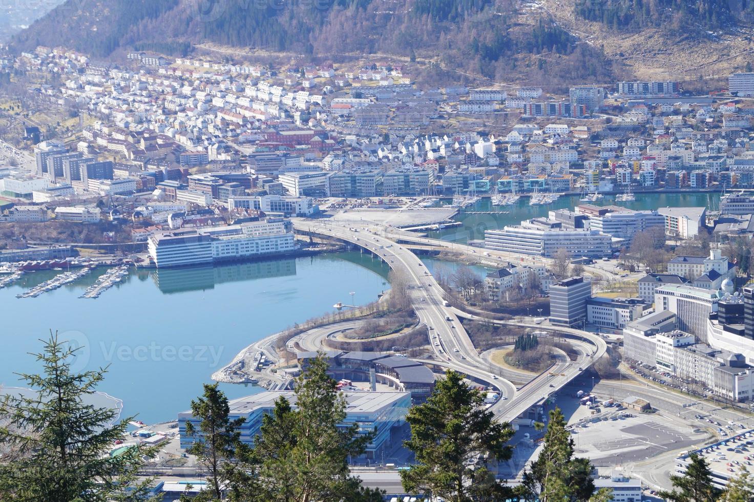 bergen vanuit het perspectief van mount floyen foto