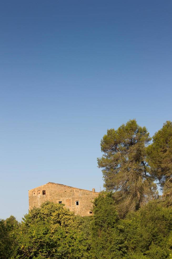 torre del bisbe, boerderij in de bergen van collcerola foto