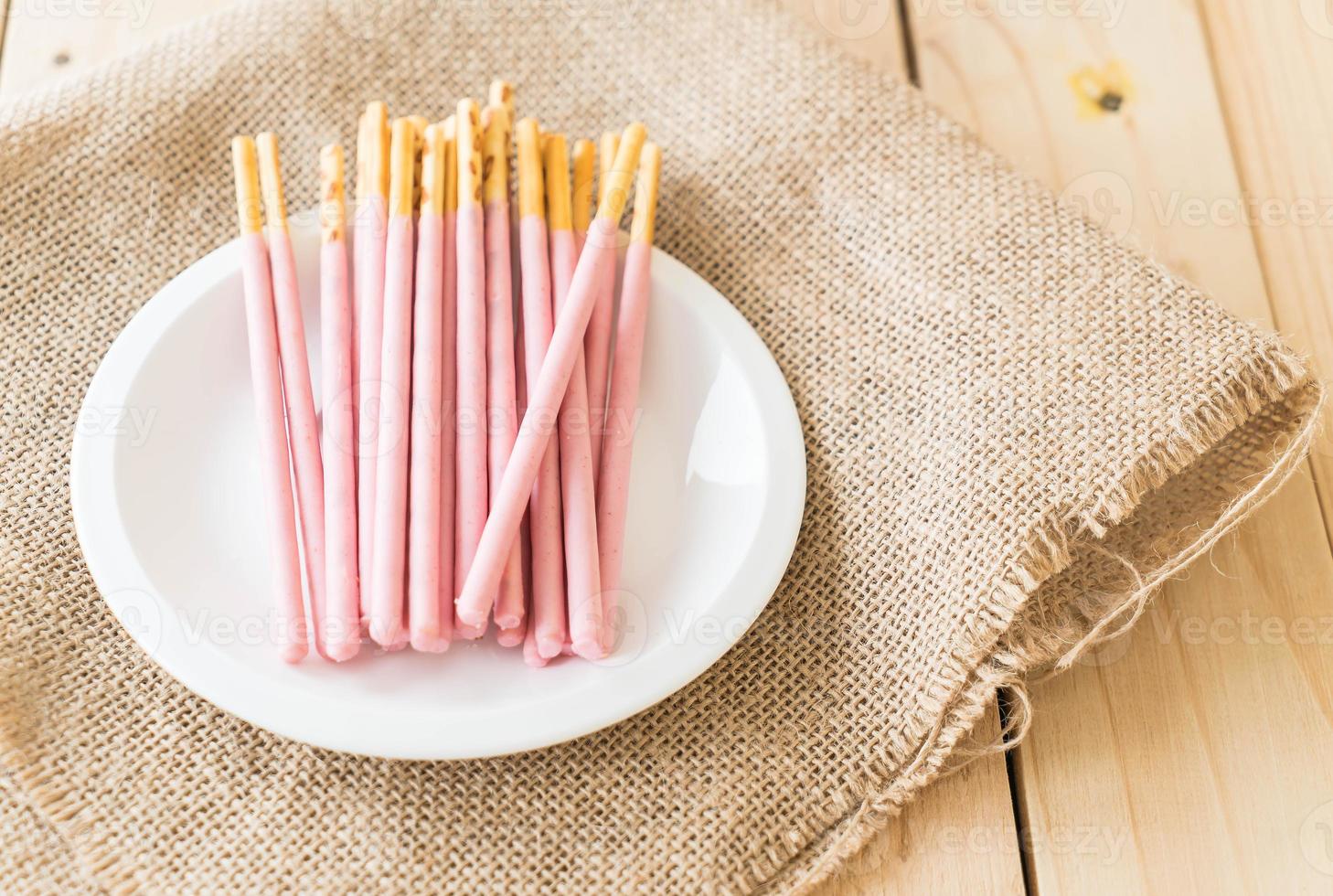 koekjesstokje met aardbeiensmaak foto