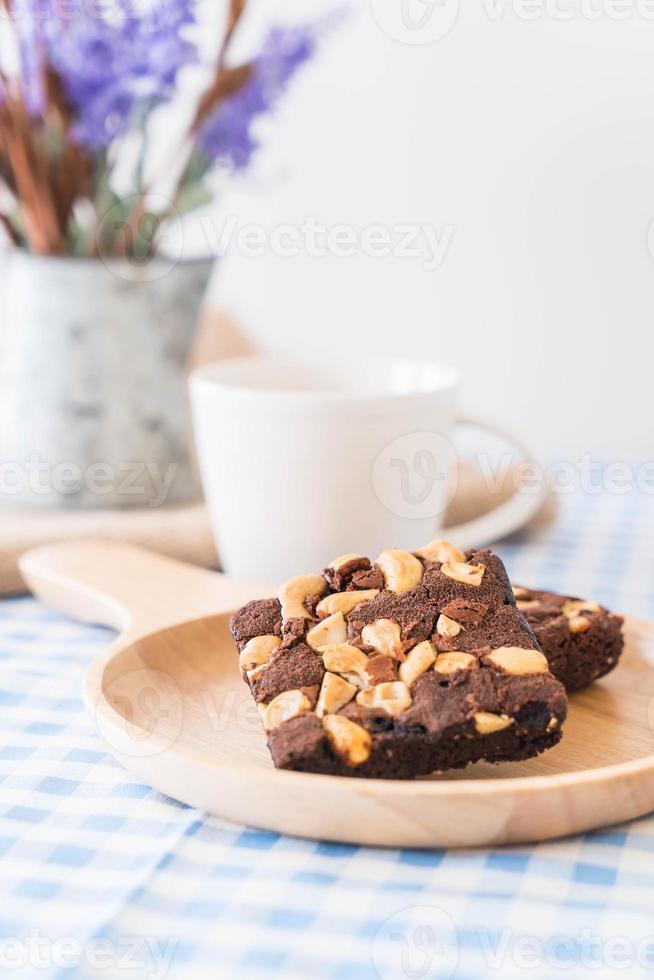 chocolade brownies op tafel foto