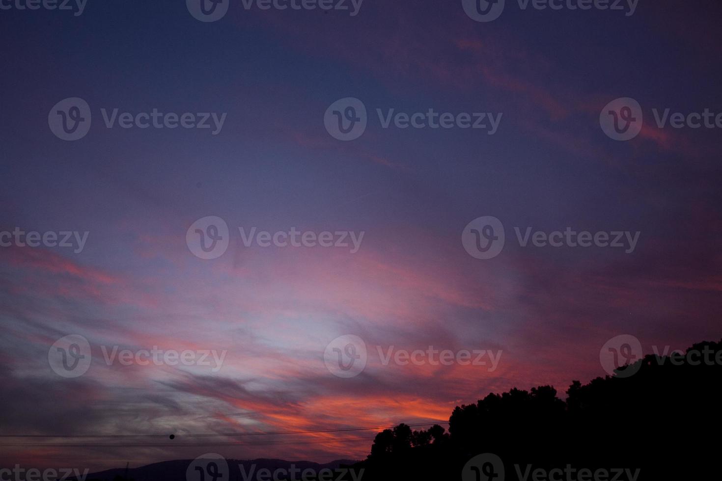 een gekke zonsondergang in Israël met uitzicht op het heilige land foto