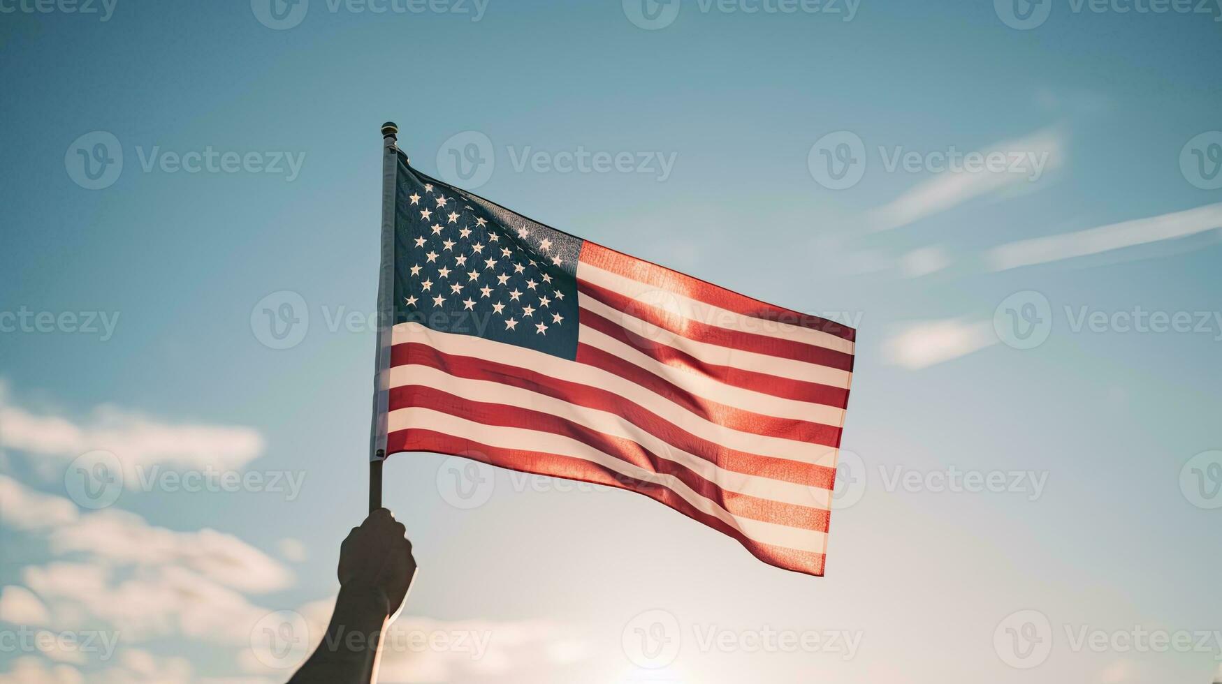 Amerikaans vlag in hand- Aan blauw lucht achtergrond. Verenigde staten van Amerika. ai gegenereerd. foto