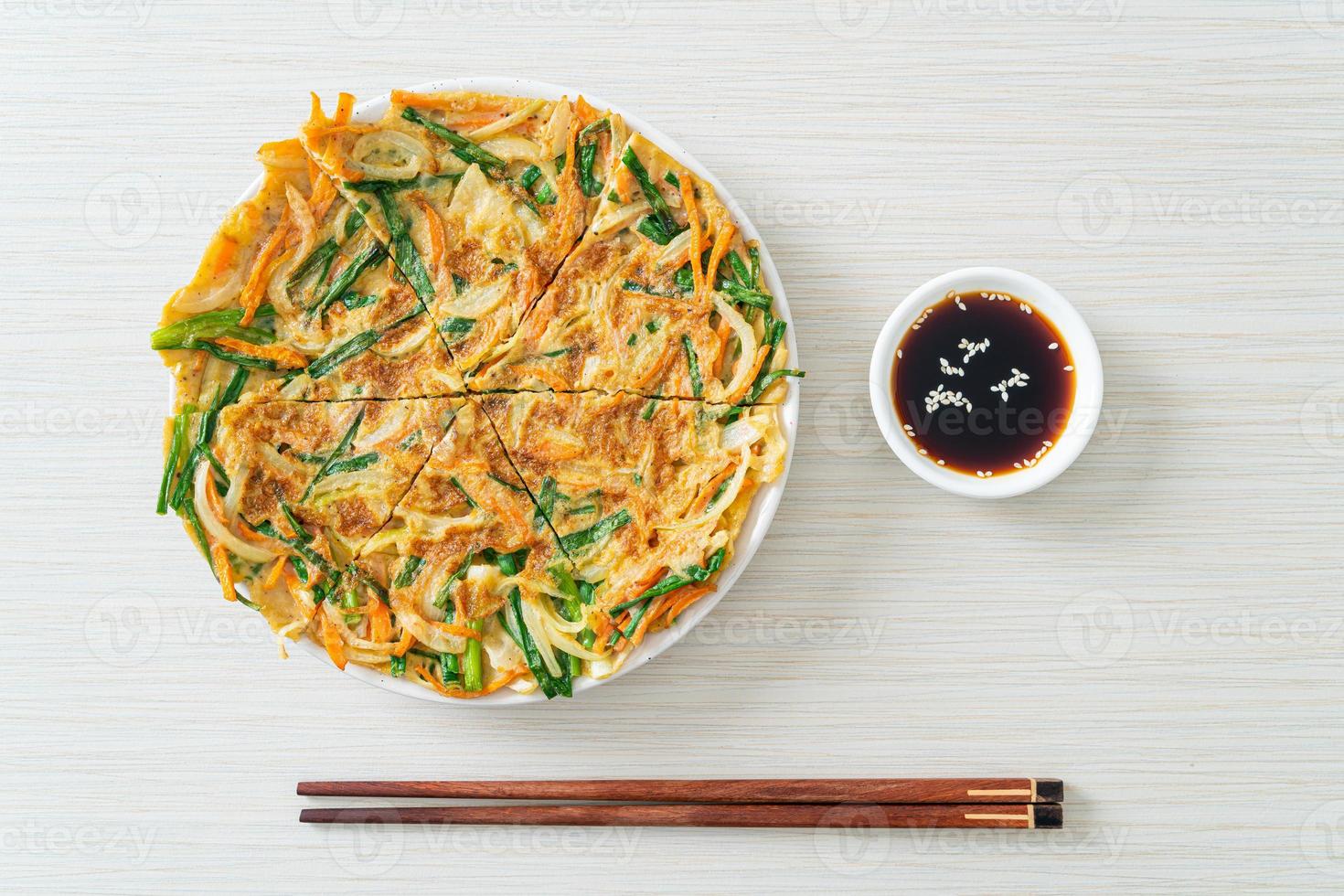 pajeon of Koreaanse pannenkoek of Koreaanse pizza foto