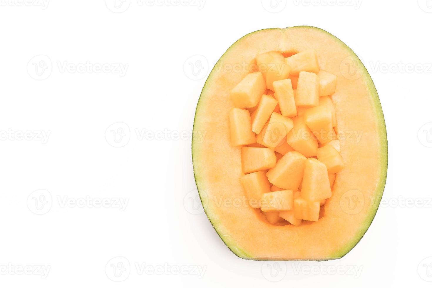 kantaloepmeloen op witte achtergrond foto