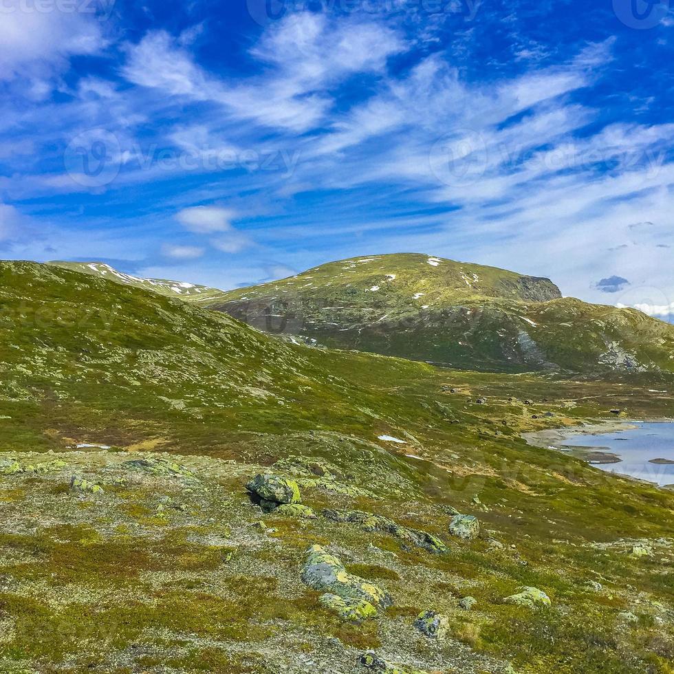 vavatn meer panorama landschap keien bergen hemsedal noorwegen. foto