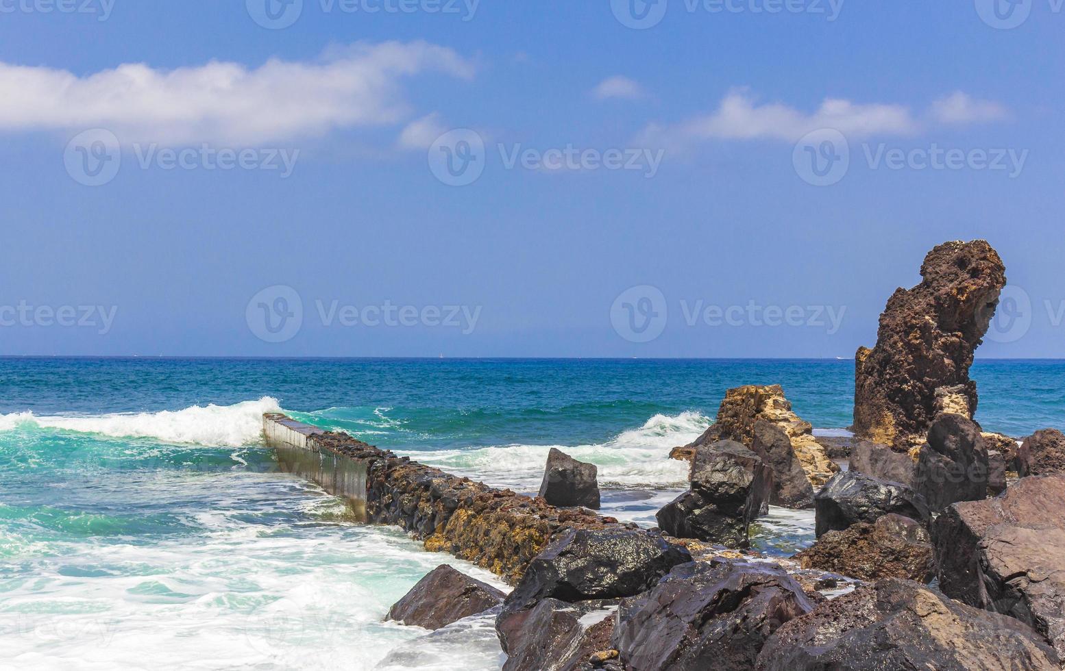 de Atlantische Oceaan bij Tenerife, op de Canarische Eilanden, 2014 foto