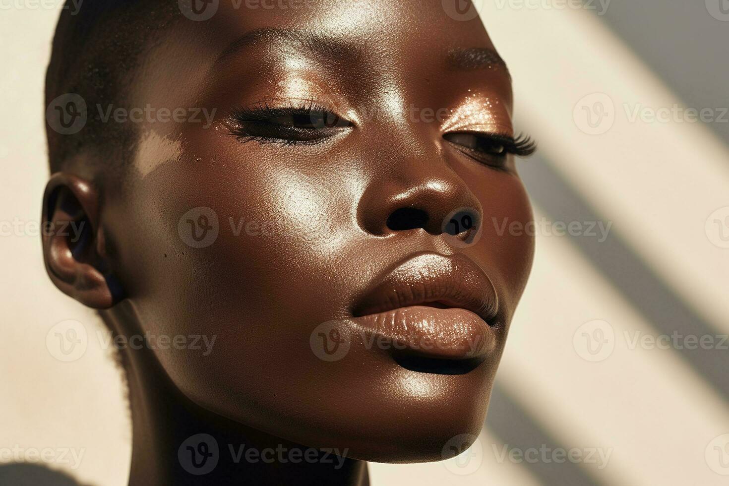 portret van een mooi Afrikaanse Amerikaans vrouw met donker huid en natuurlijk bedenken ai gegenereerd foto