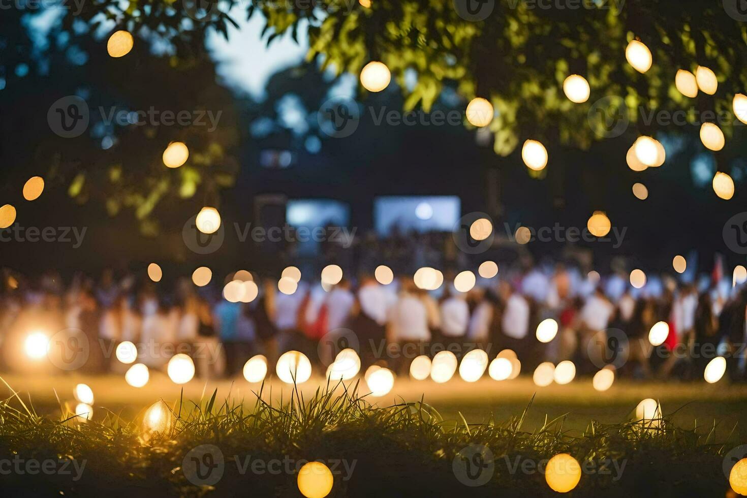 een groep van mensen zijn staand in voorkant van een boom met lichten. ai-gegenereerd foto