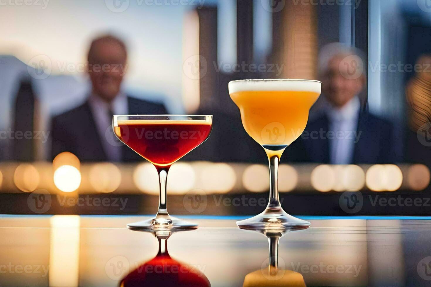 twee cocktails zitten Aan een bar met een Mens in de achtergrond. ai-gegenereerd foto