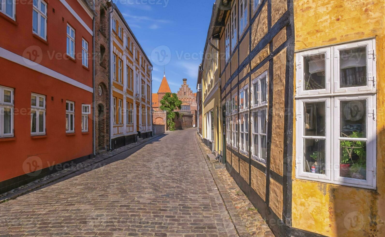 straat in middeleeuws stad van ribbe, Denemarken foto