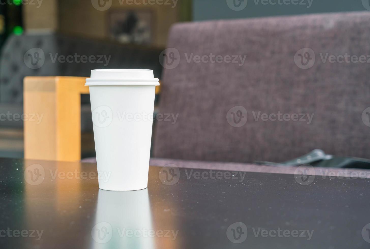 hete koffiekop in de coffeeshop foto