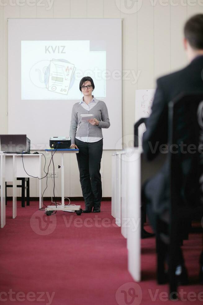 zakenmensengroep op seminar foto