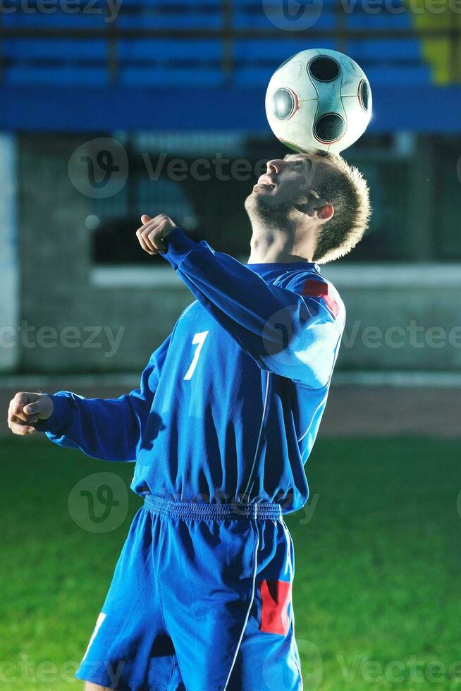 Amerikaans voetbal speler in actie foto