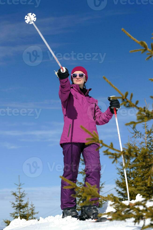 winter vrouw ski foto