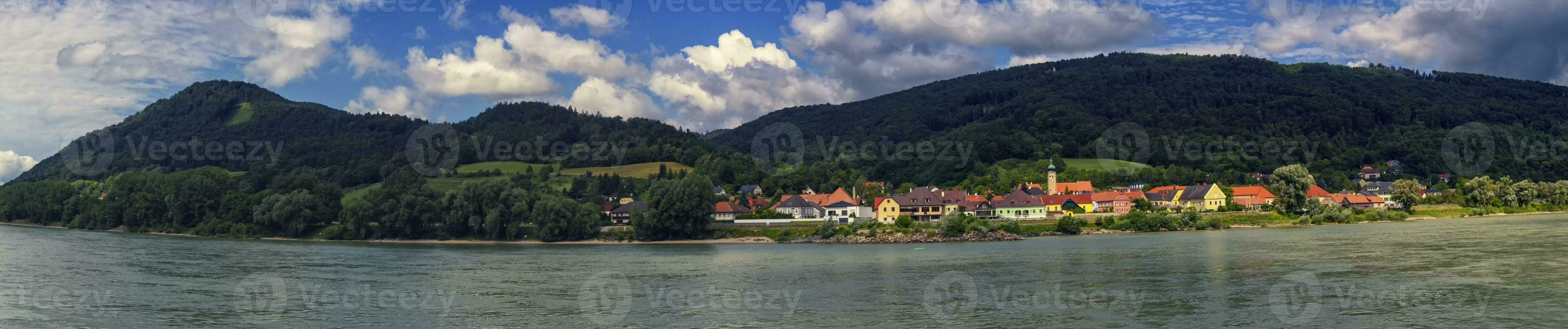 dorp van willendorf Aan de rivier- Donau in de wachau regio, Oostenrijk foto