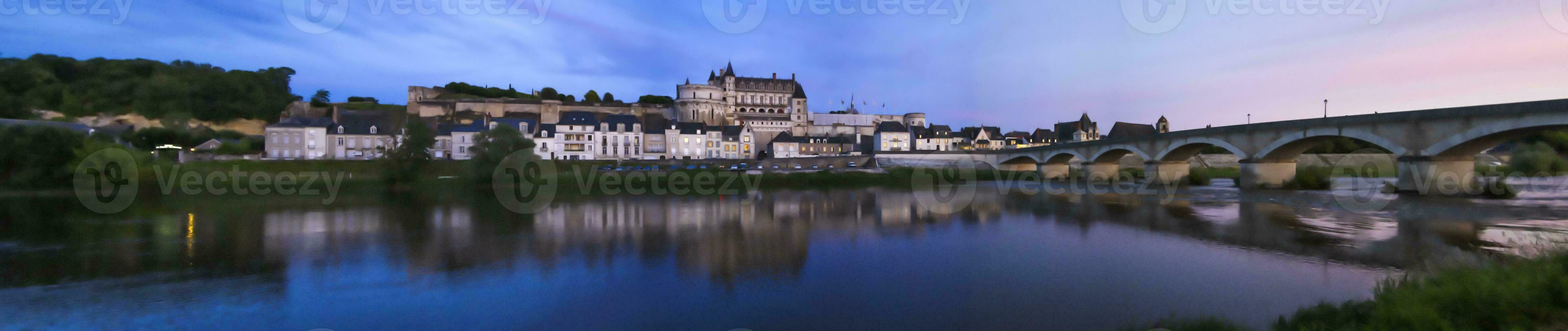 panoramisch visie Aan kasteel kasteel van amboise, loire vallei, Frankrijk foto