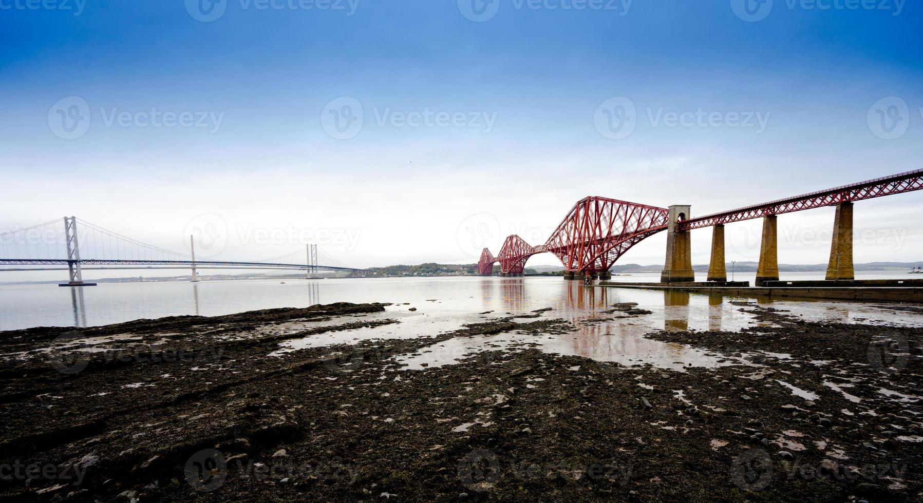 Forth Bridge, Edinburgh, Schotland foto