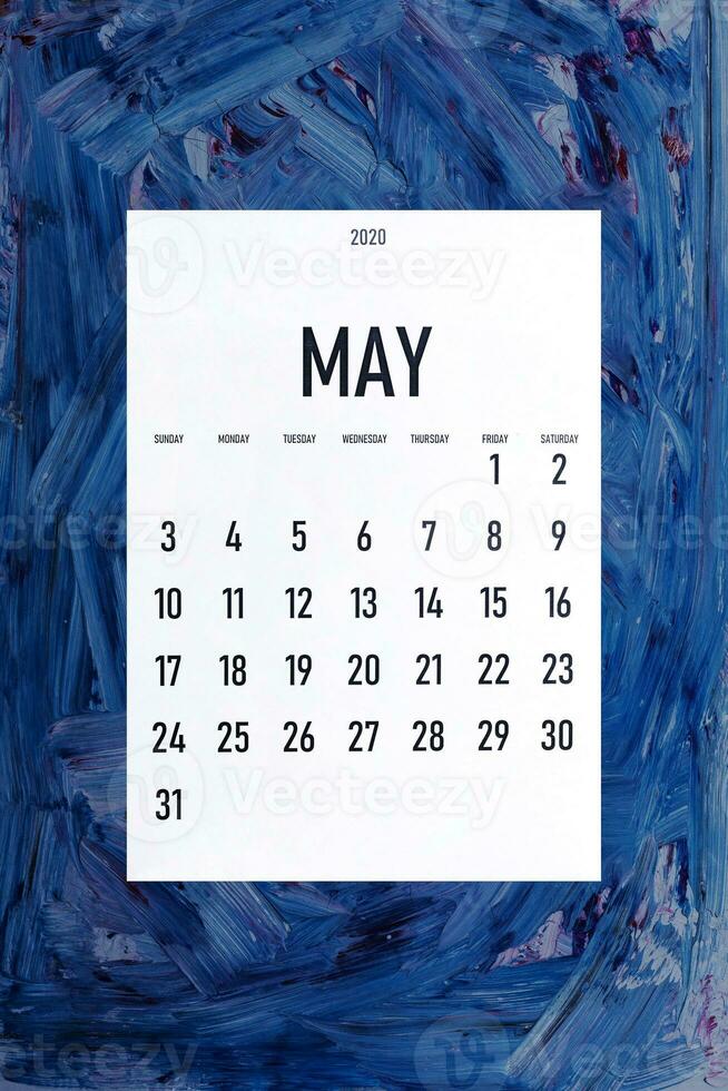 mei 2020 gemakkelijk kalender Aan modieus klassiek blauw kleur foto