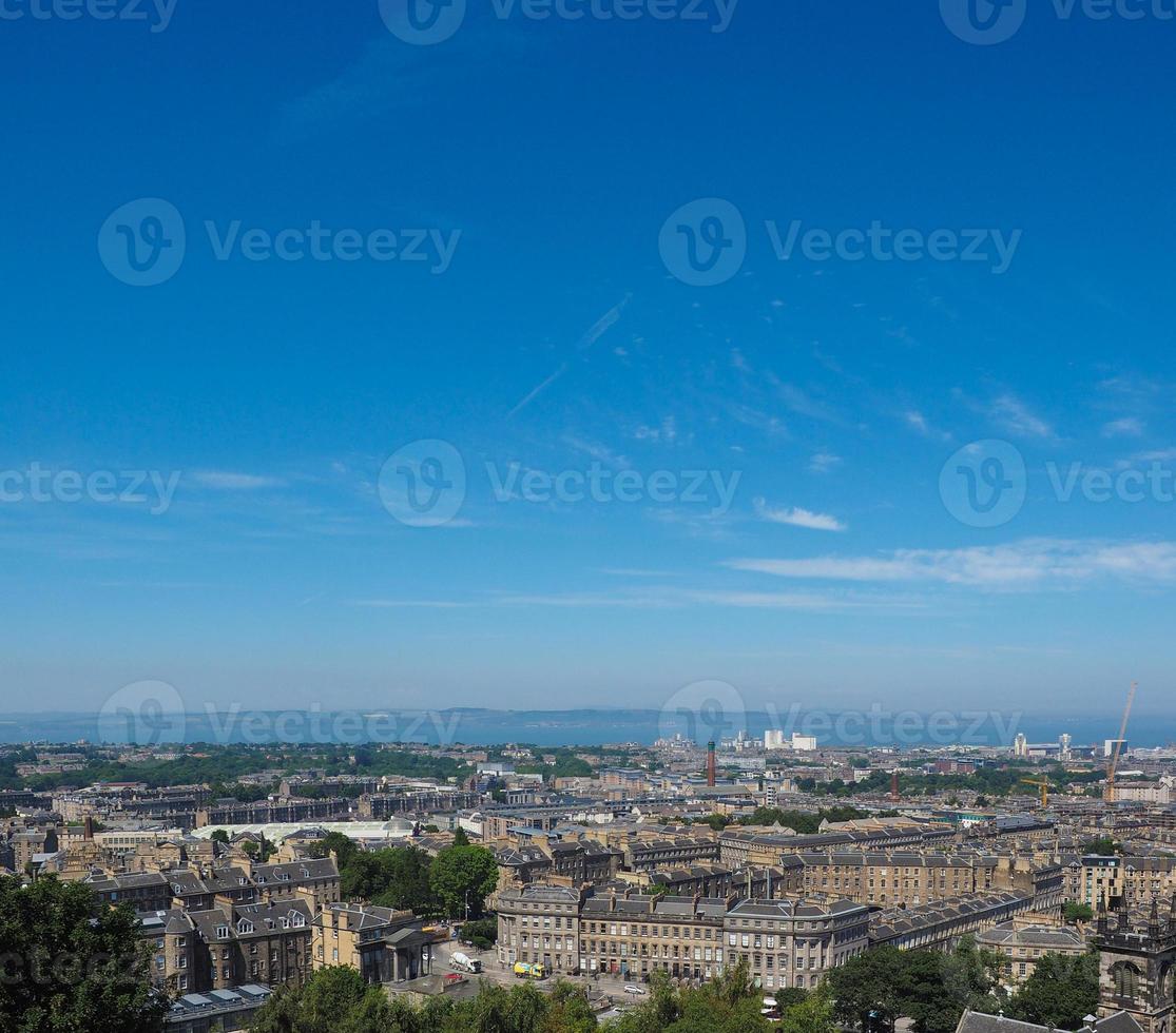 luchtfoto van Edinburgh vanaf Calton Hill foto