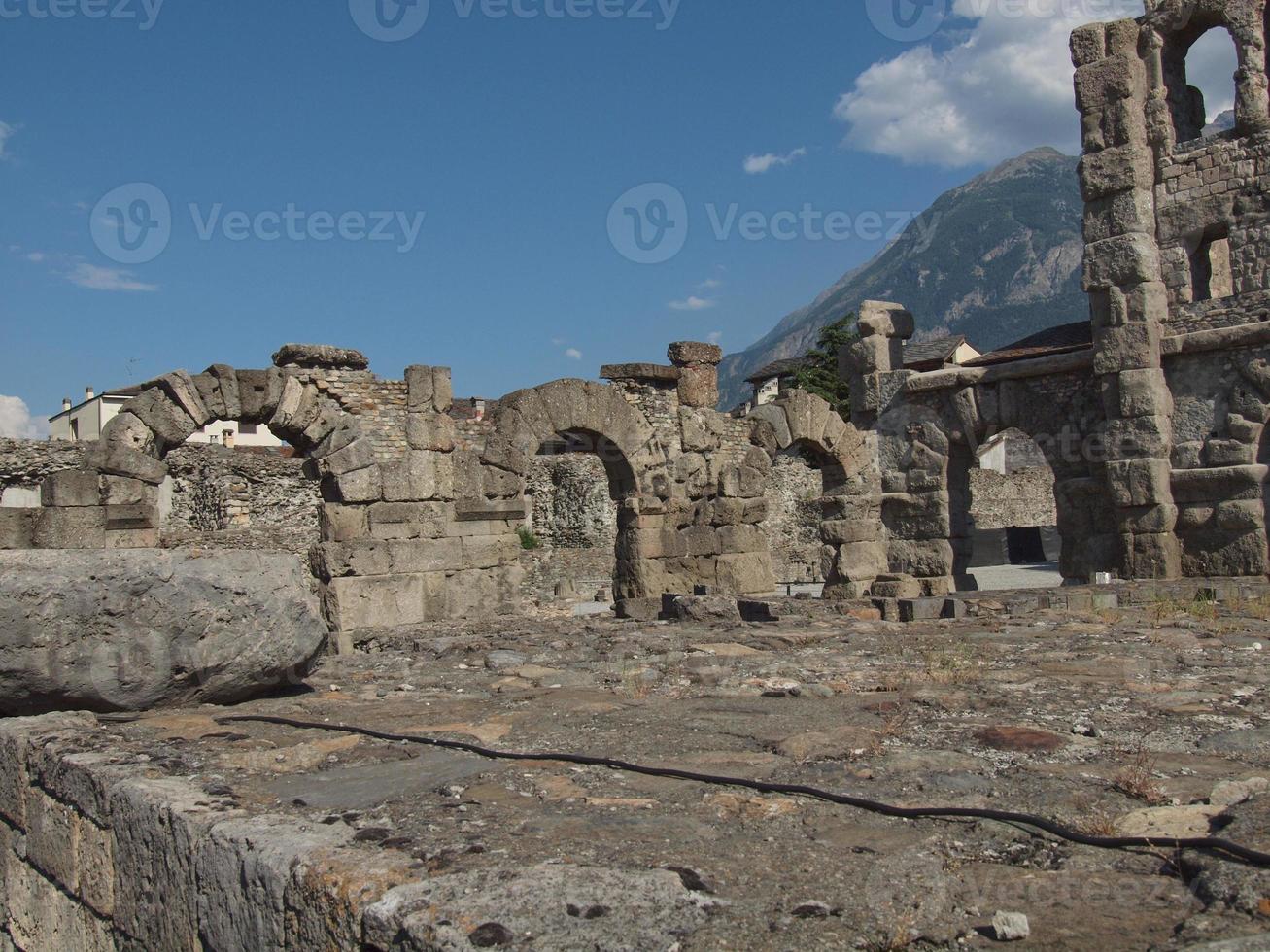 Romeins theater aosta foto