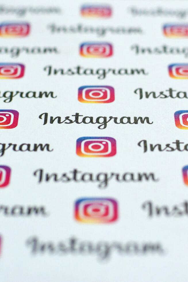 instagram patroon gedrukt Aan papier met klein instagram logos en inscripties. instagram is Amerikaans foto en video delen sociaal netwerken onderhoud eigendom door facebook