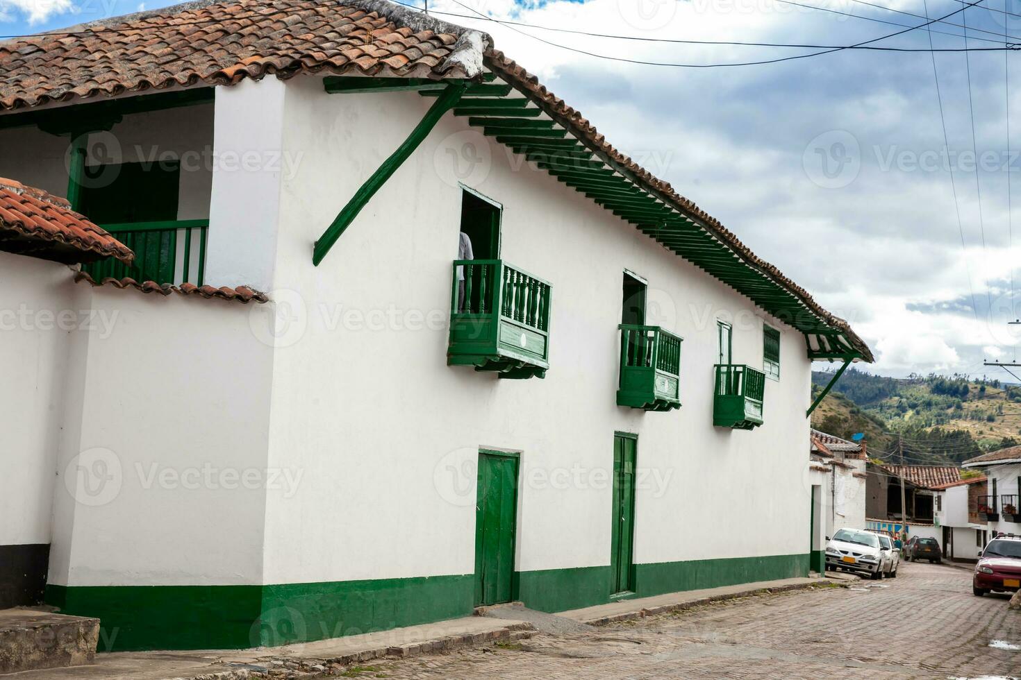 mooi architectuur van de straten van de koloniaal klein stad- van iza gelegen in de boyaca afdeling in Colombia foto