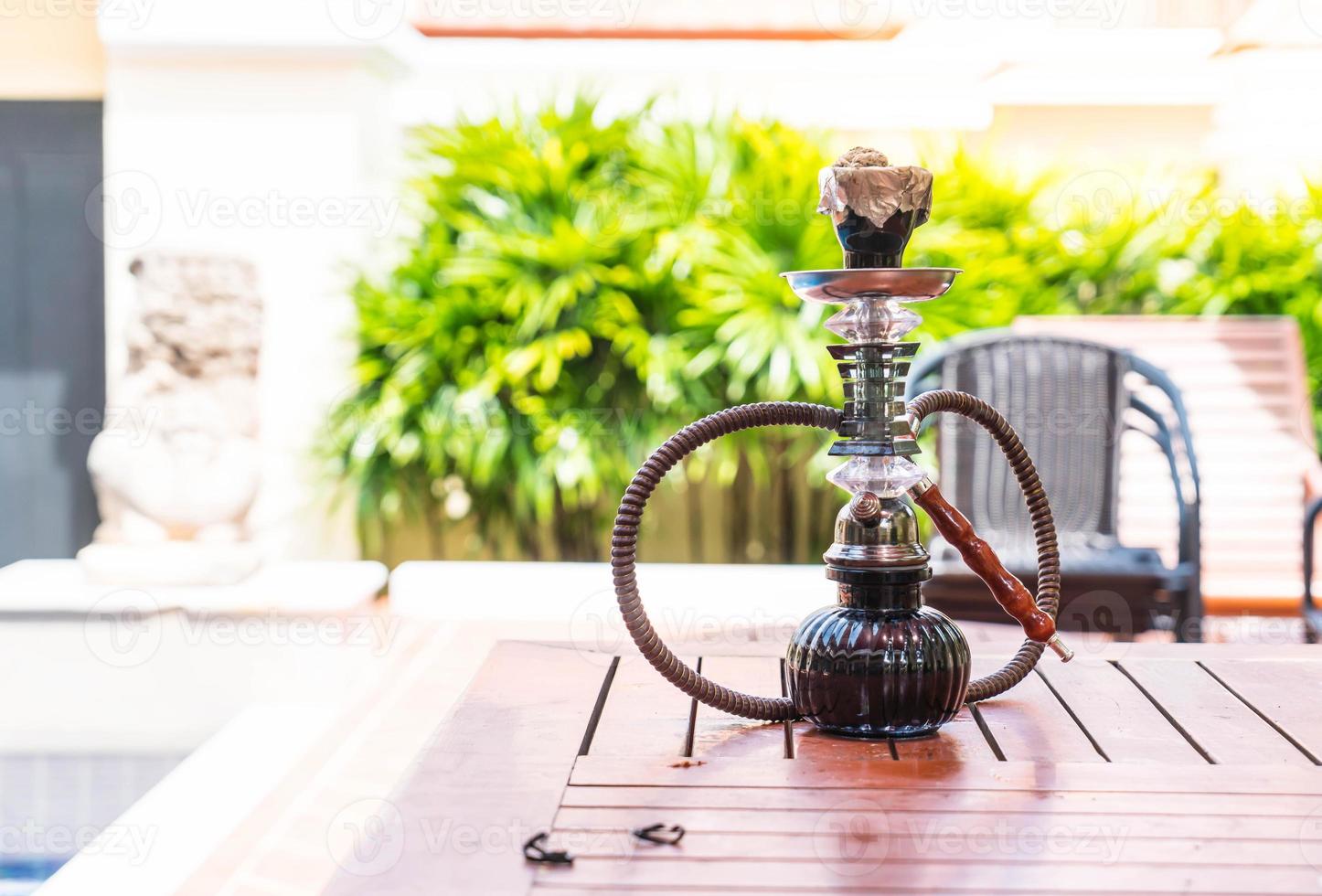 traditionele Arabische shisha-pijpen waterpijp of waterpijp foto