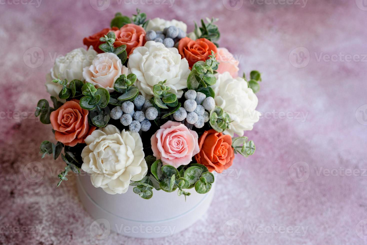 boeket prachtige felroze bloemen foto