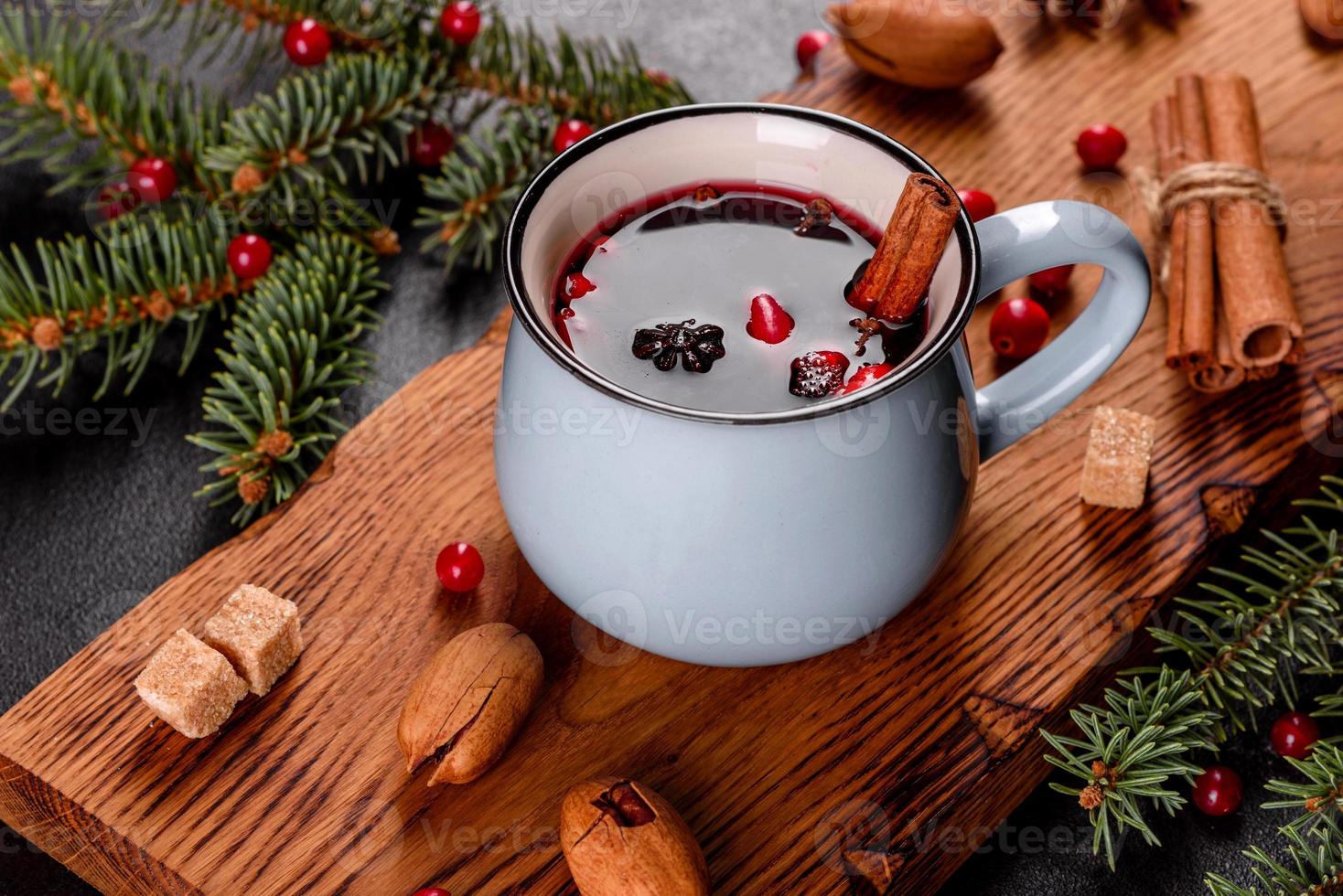 warme glühwein voor winter en kerst foto