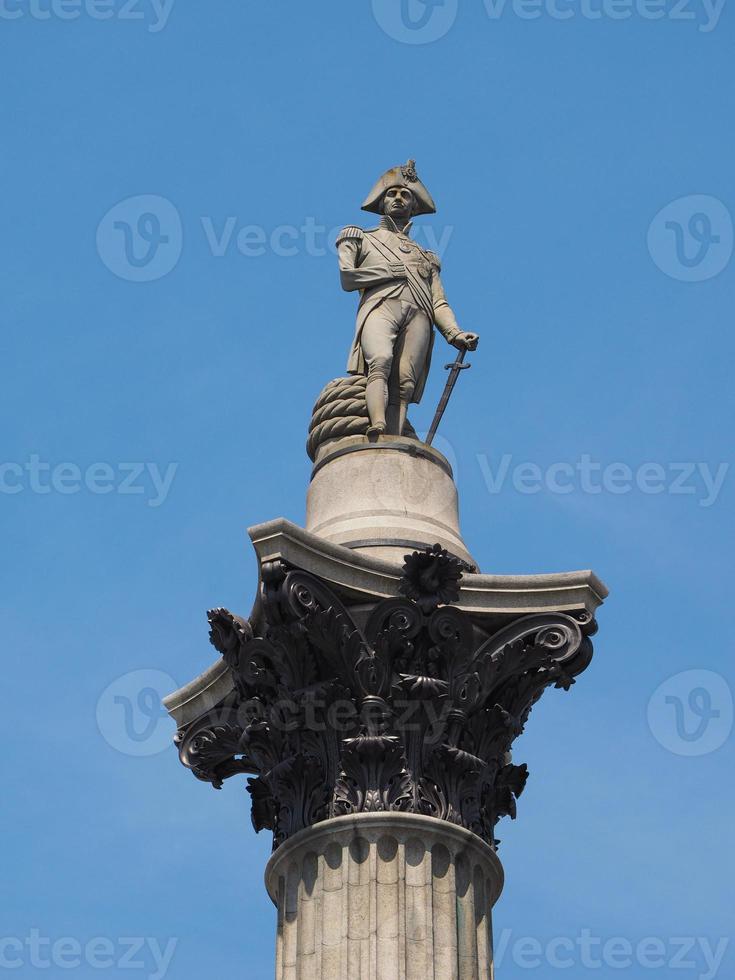 nelson column in londen foto