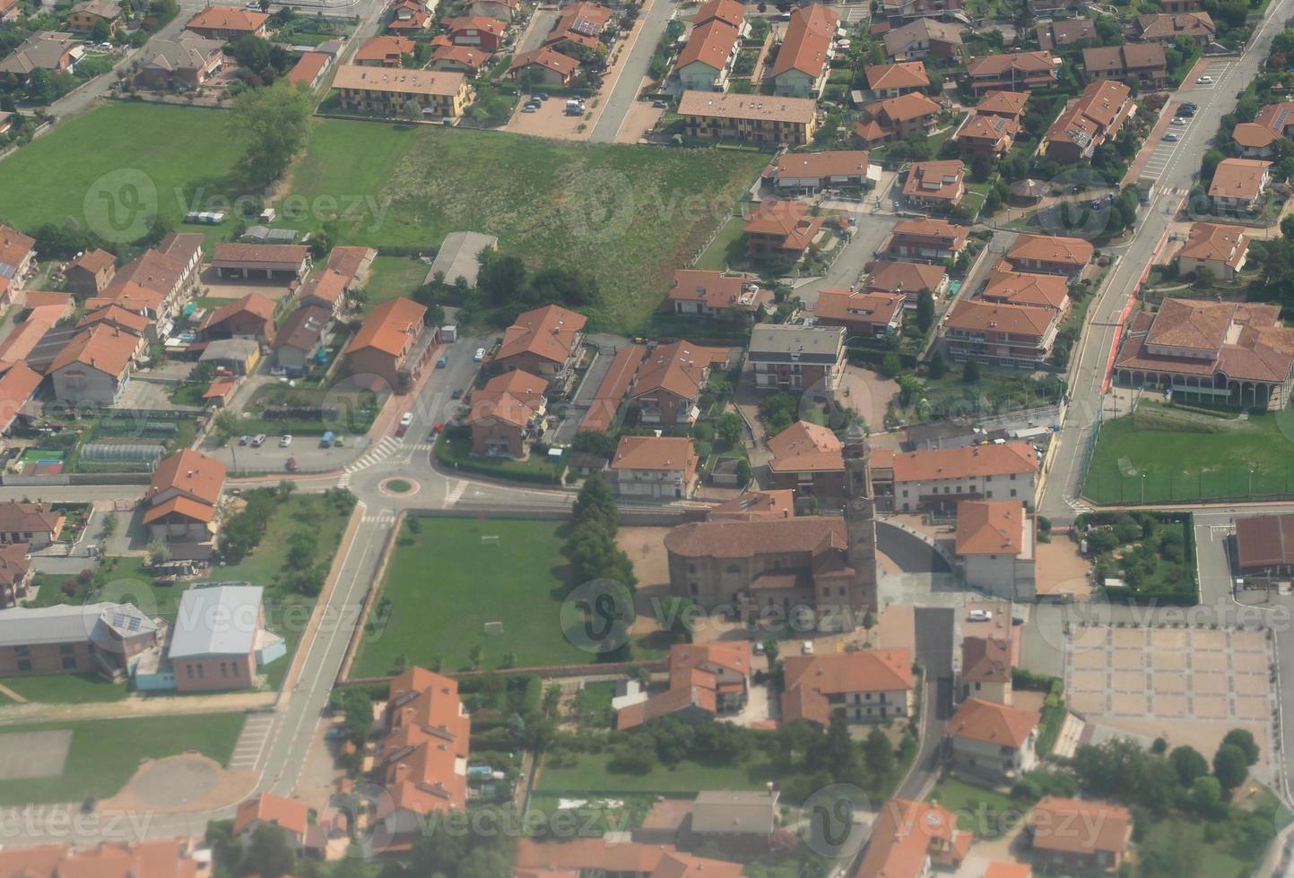 luchtfoto van san francesco al campo foto