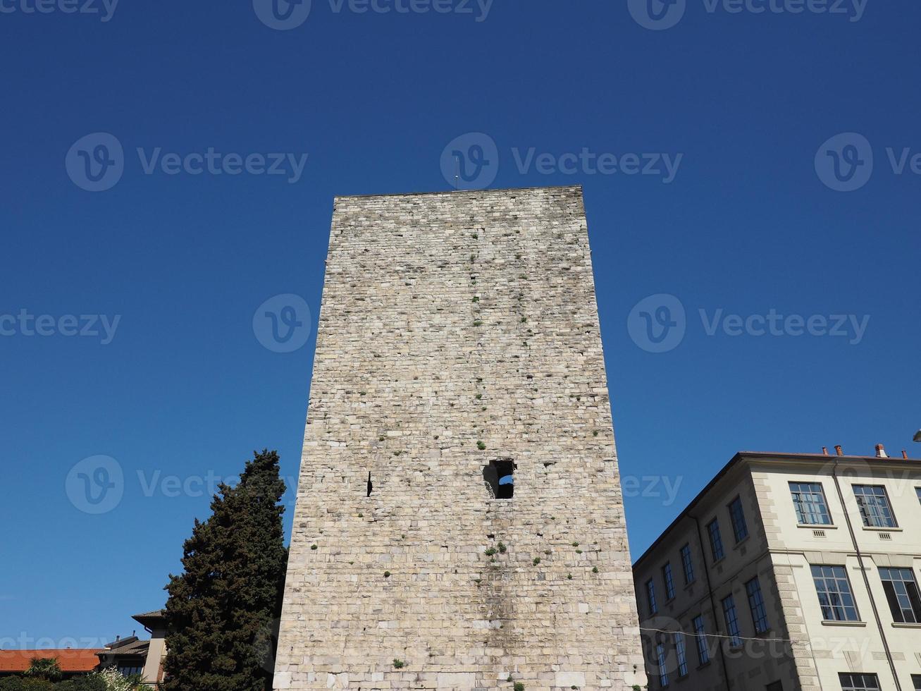 porta torre stadspoort in como foto